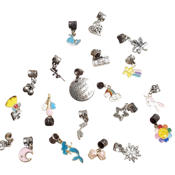 Jewlery Making Kit - With Jewlery Box & Jewlery - Picture 14 of 15